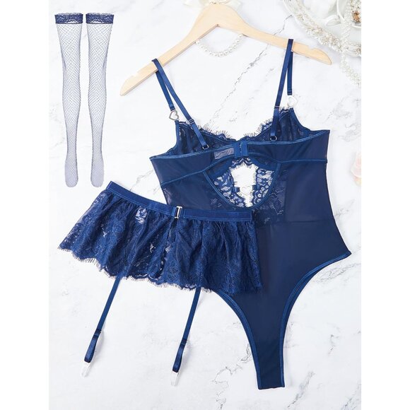 Sensational 4-Piece Women's Lingerie Set: Underwired Bodysuit & Lace Mini Skirt - Picture 6 of 8